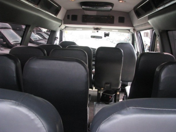 premium-black-car-for-corporate-roadshows-in-new-york-big-0