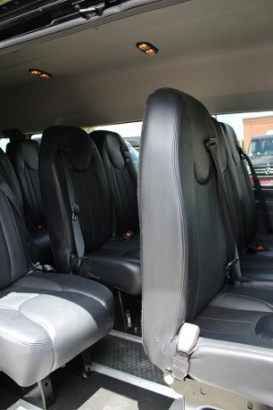 premium-black-car-for-corporate-roadshows-in-new-york-big-1